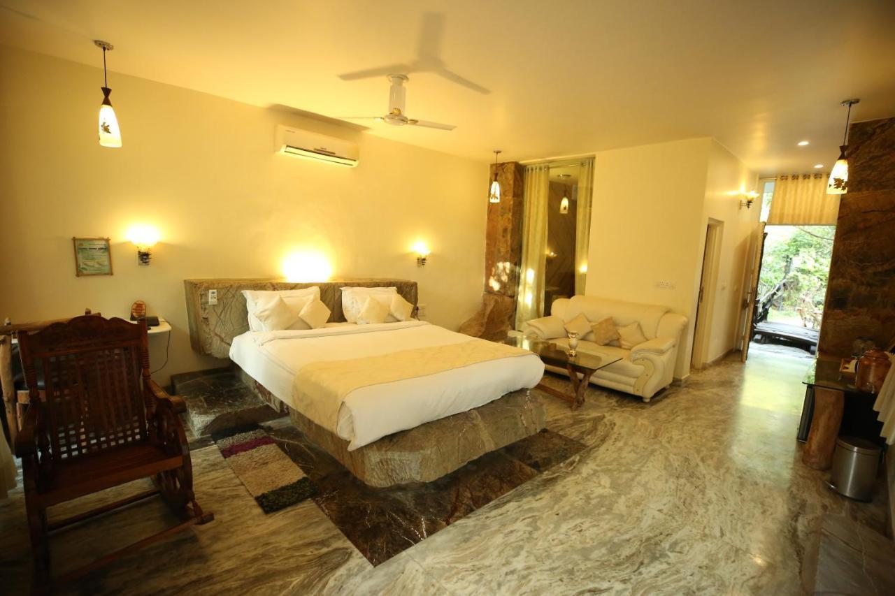 Lohagarh Fort Resort Kukas Exterior photo